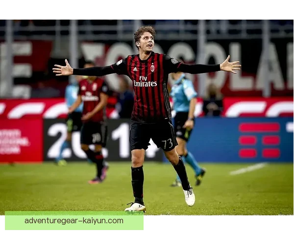 洛卡特利在欧战中闪耀表现，助力球队稳步提升晋级淘汰赛表现。