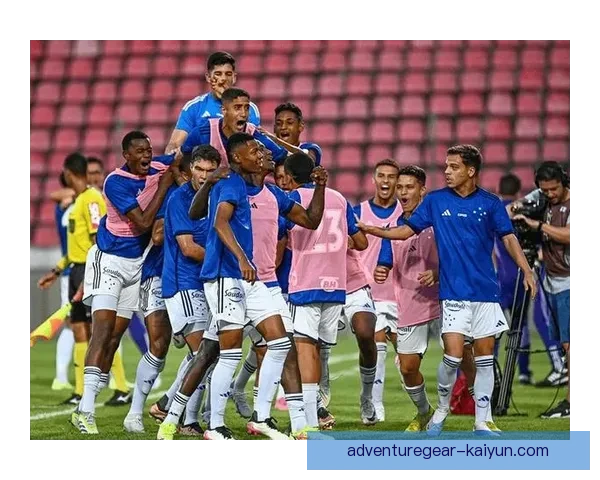 巴西队中路渗透表现稳健，未来赛事战术值得关注